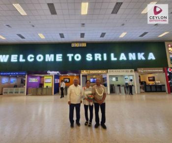 tourist-welcome-colombo-airport-ceylon-expeditions