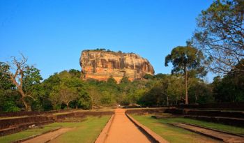 sigiriya-rock-fortress-bespoke-honeymoon-packages-sri-lanka-ceylon-expeditions 