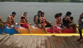 bentota-water-sports-luxury-tailor-made-travel-in-sri-lanka-ceylon-expeditions 